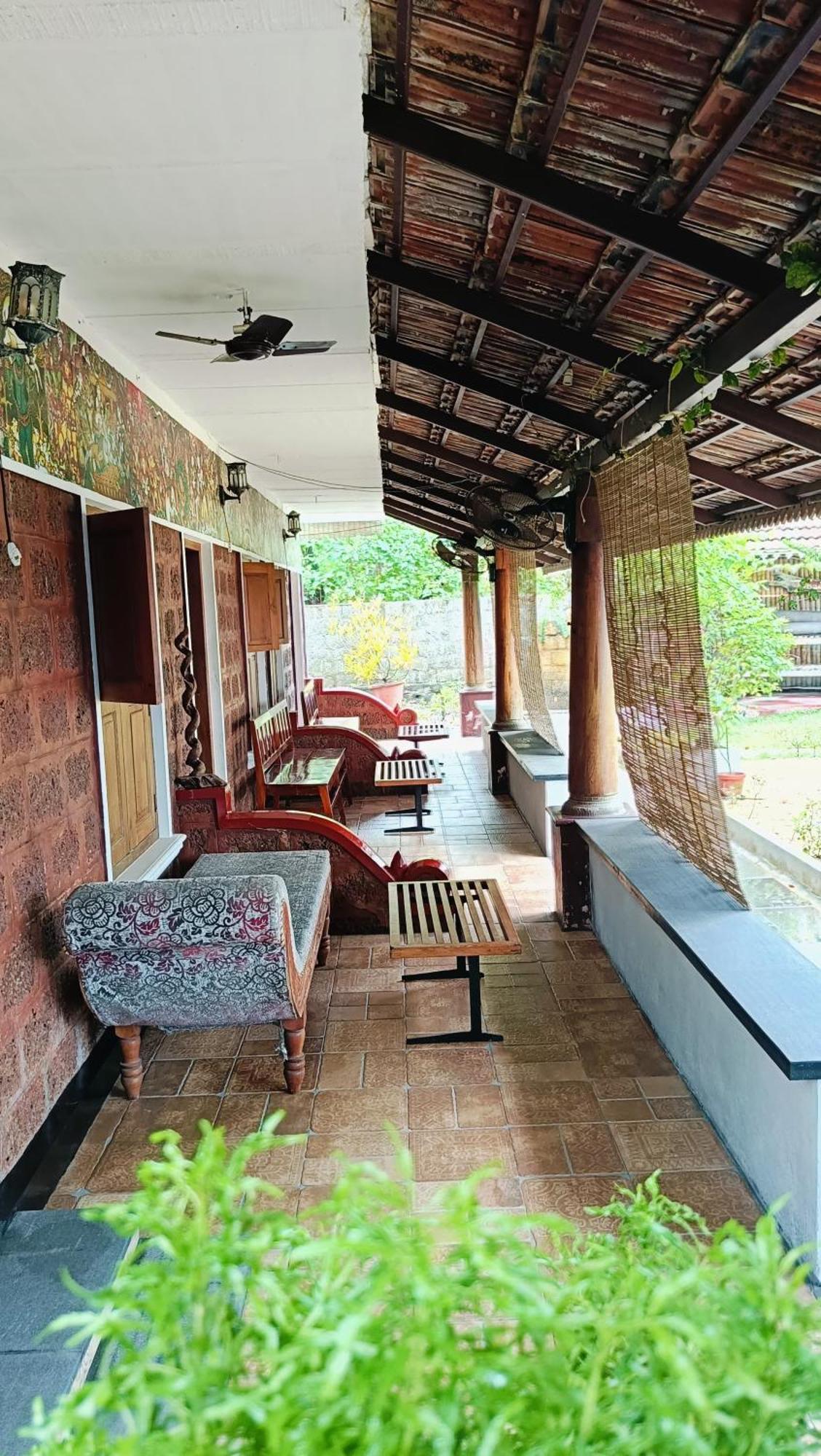 Ambadi'S Villa -Lake View Resort Pallipuram Kültér fotó