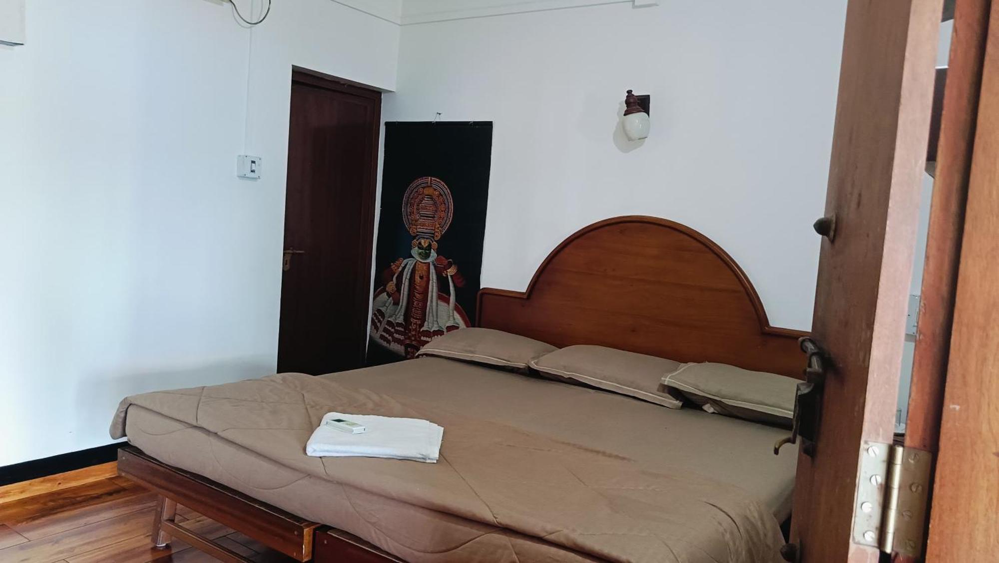 Ambadi'S Villa -Lake View Resort Pallipuram Kültér fotó